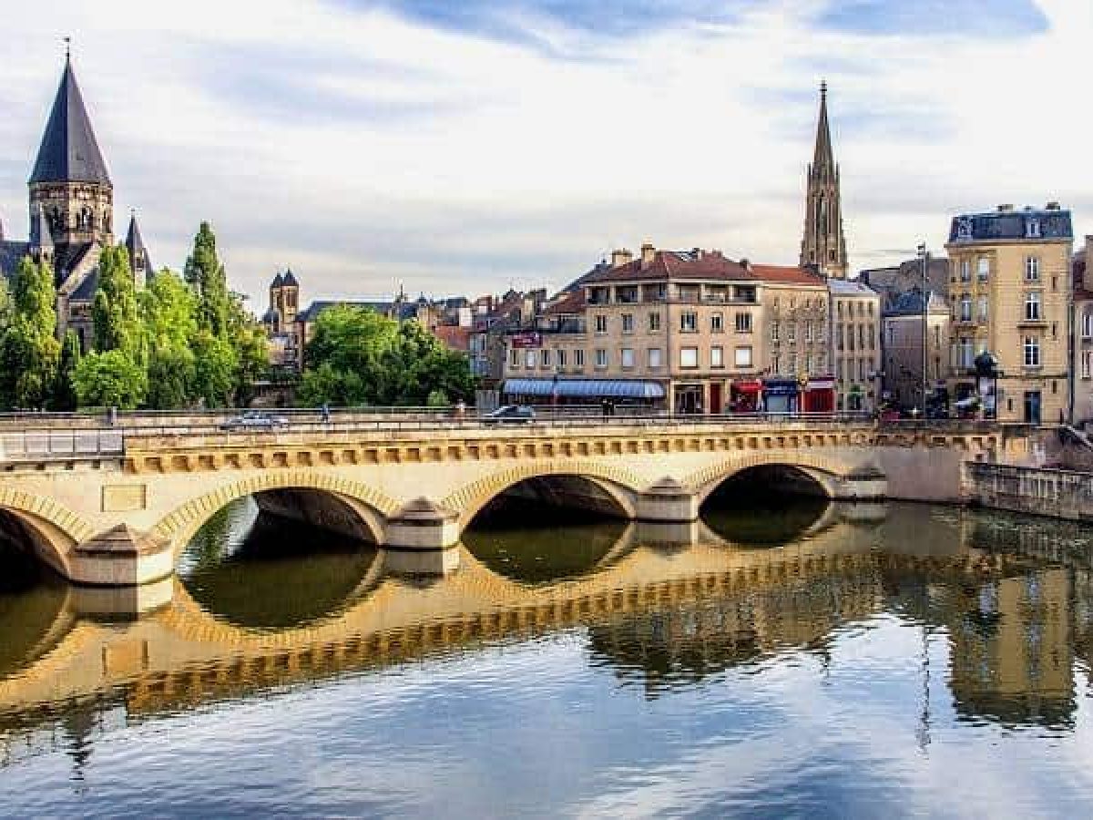 Si-vous-souhaitez-visiter-la-Moselle-noubliez-pas-de-vous-offrir-une-escapade-dans-la-ville-de-Metz