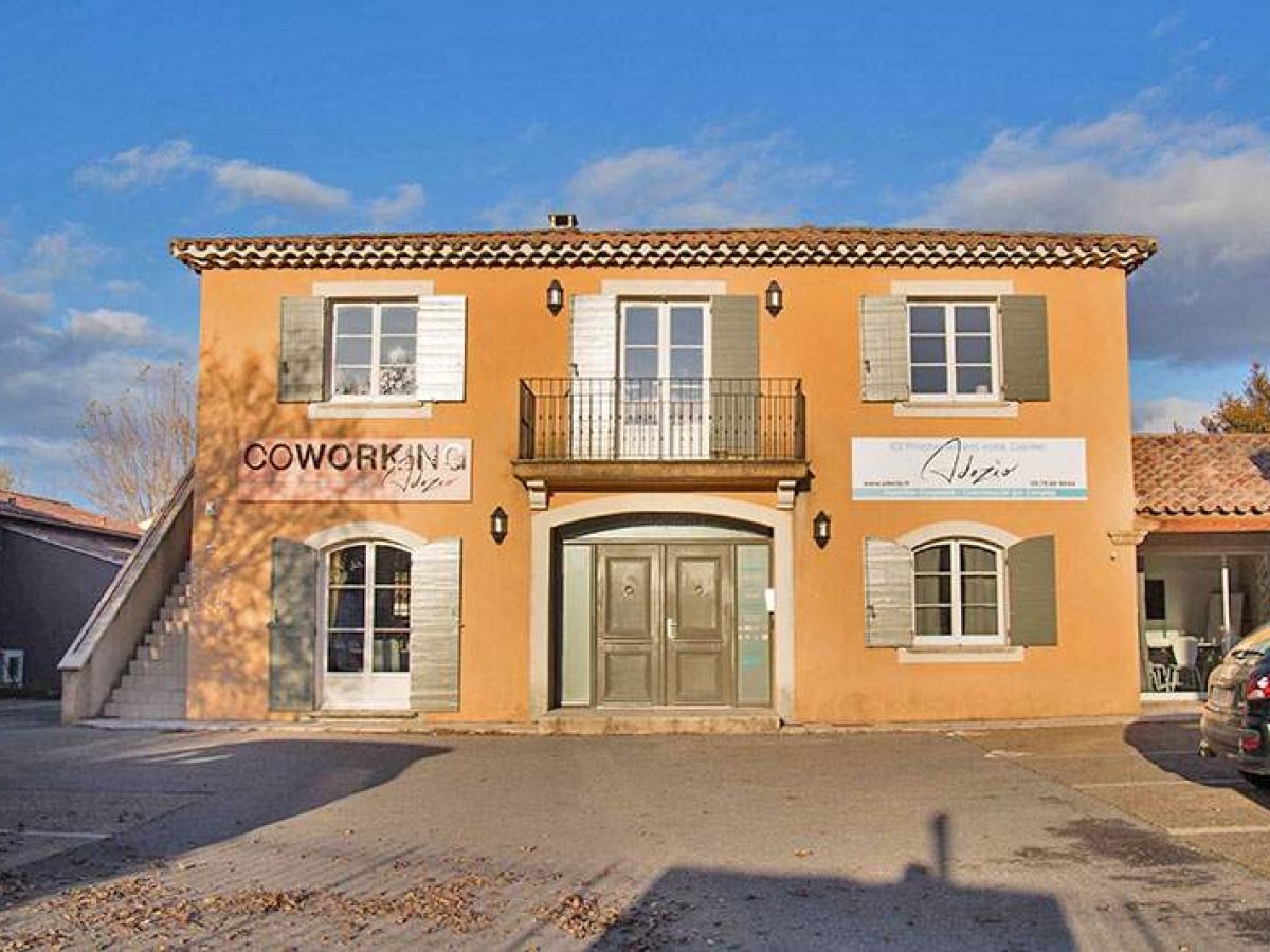 coworking-Isle-sur-la-Sorgue-exterieur