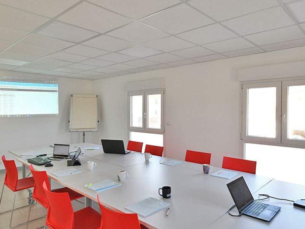 coworking-Le-Pontet-salle-de-reunion