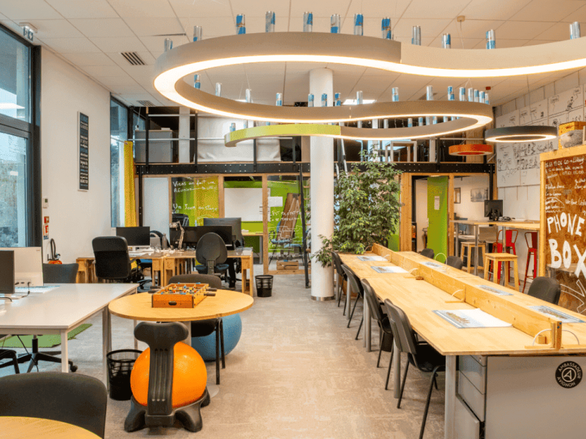 etable-cowork-innov-espace-partage-Sorgues