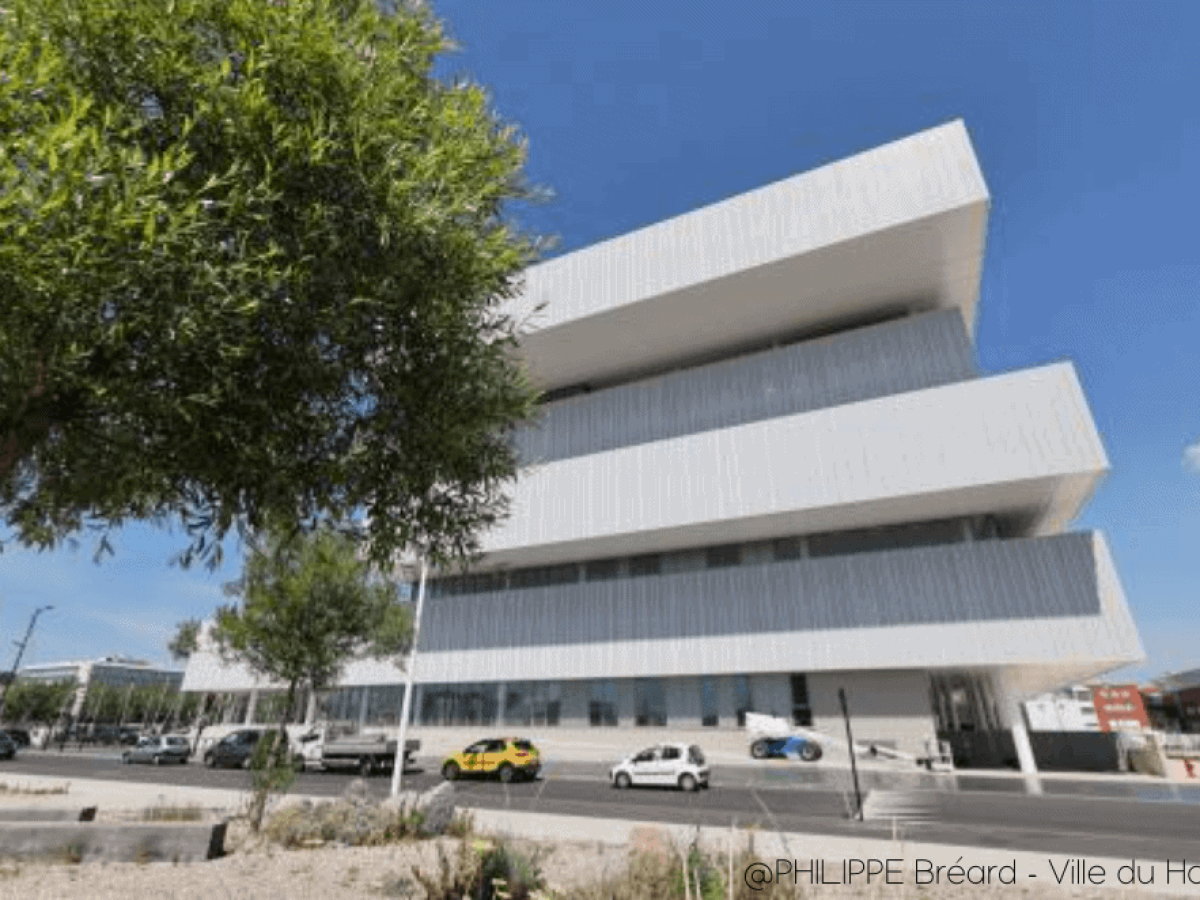 facade-cite-numerique-droit-image